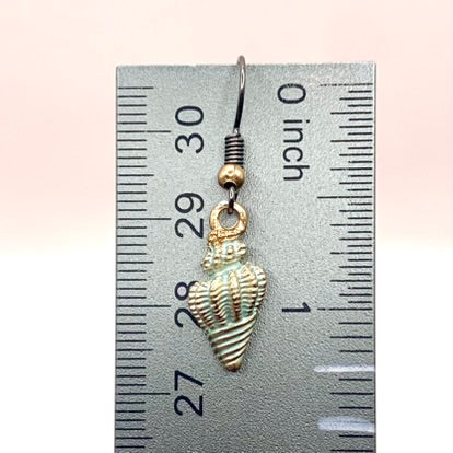 Metal Dangle Seashell Earrings