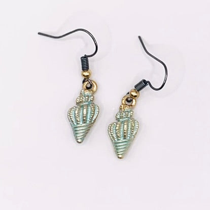 Metal Dangle Seashell Earrings